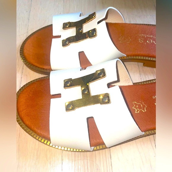 Sandals - Picture 5 of 6